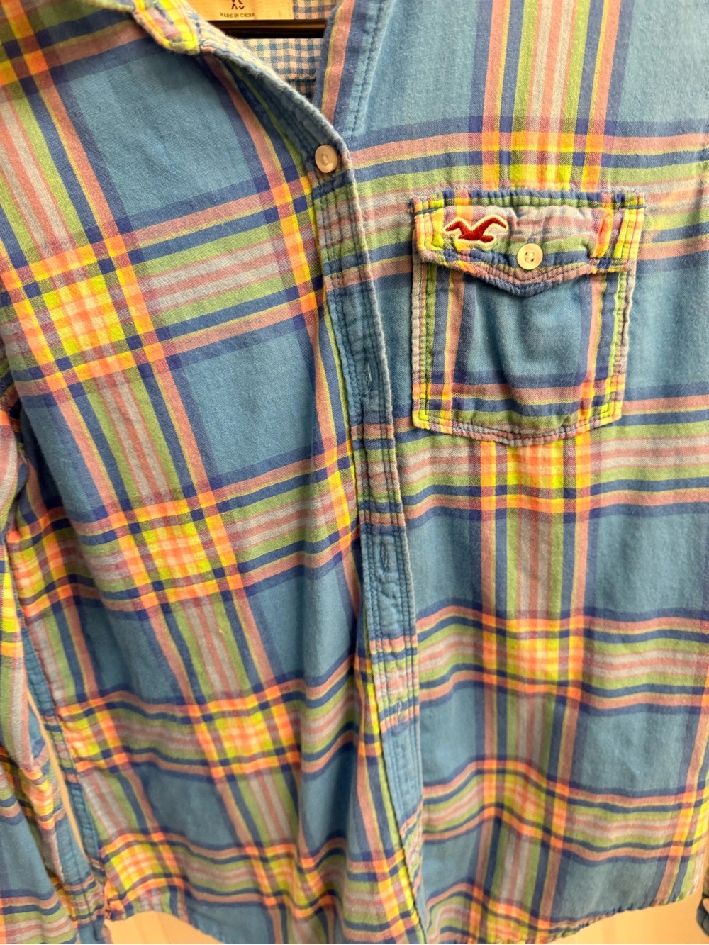 Hollister Light Blue Gingham Button Shirt - Picture 4 of 4